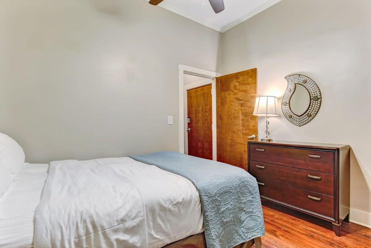 E Bay St Loft By City Market And River Street Σαβάνα Εξωτερικό φωτογραφία